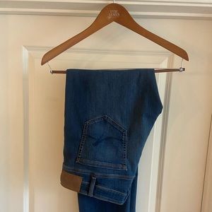 Heritage 34- Size 38/34- Mid Rise Straight